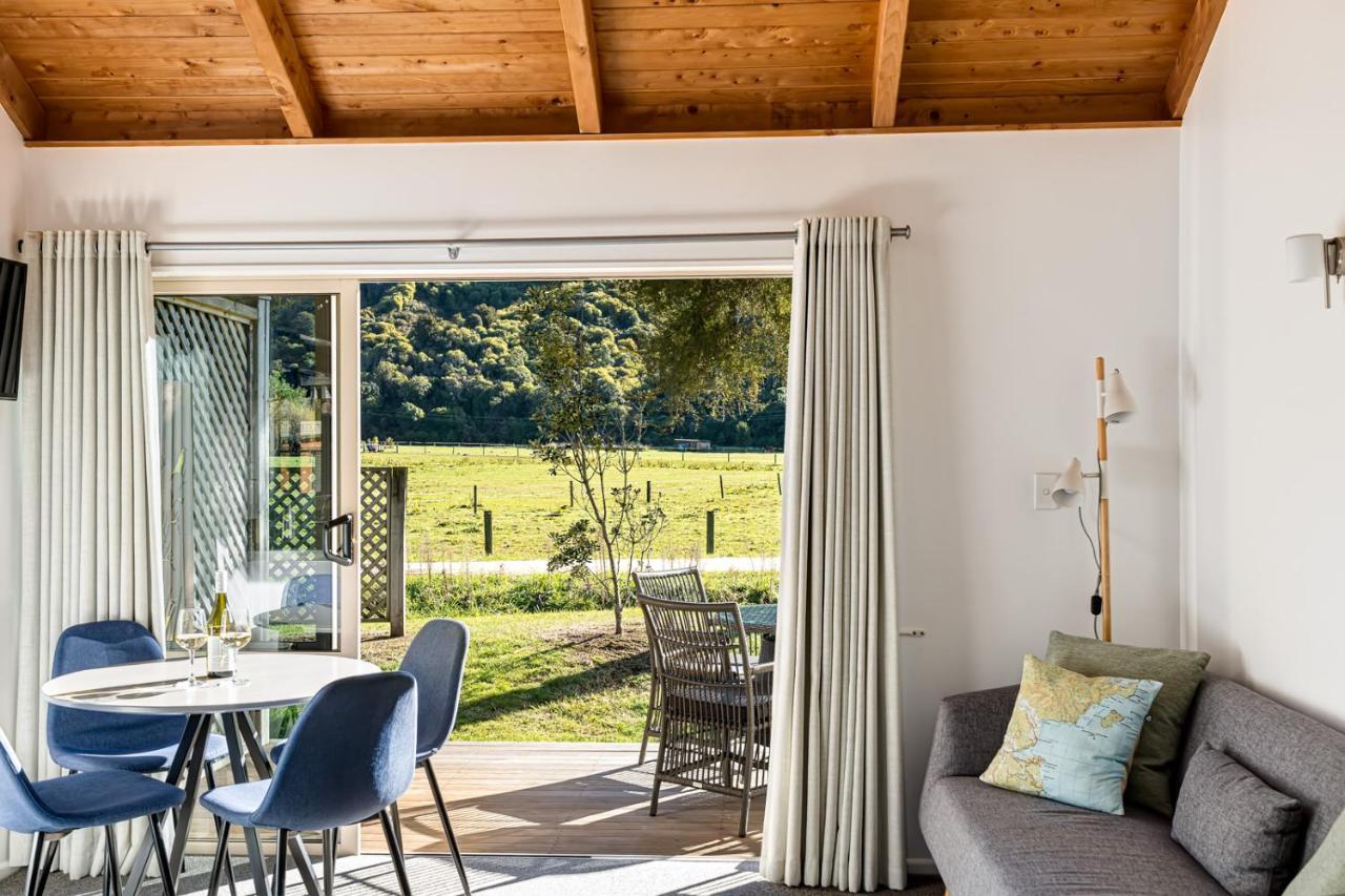 Abel Tasman Lodge Marahau Buitenkant foto