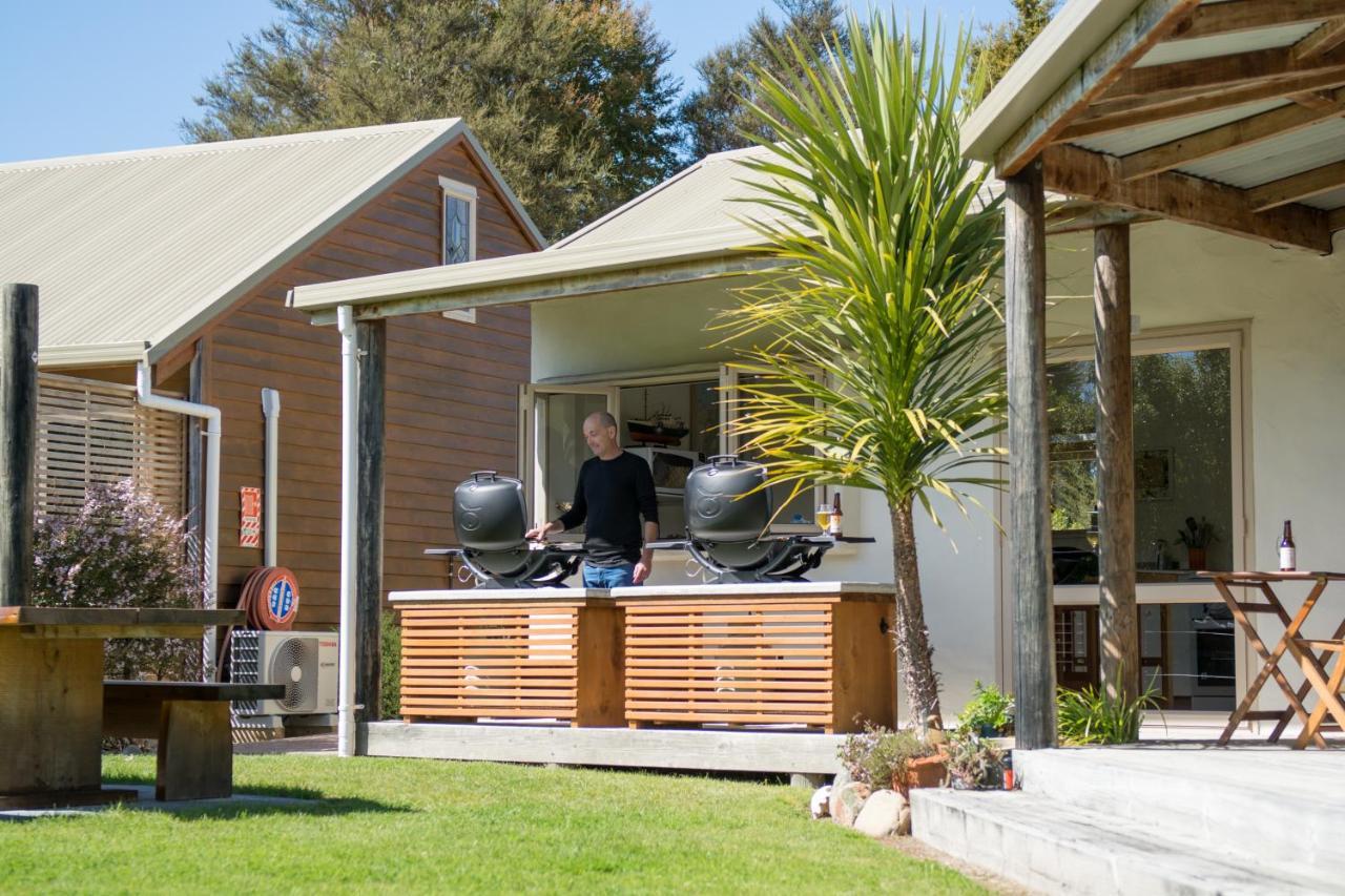 Abel Tasman Lodge Marahau Buitenkant foto